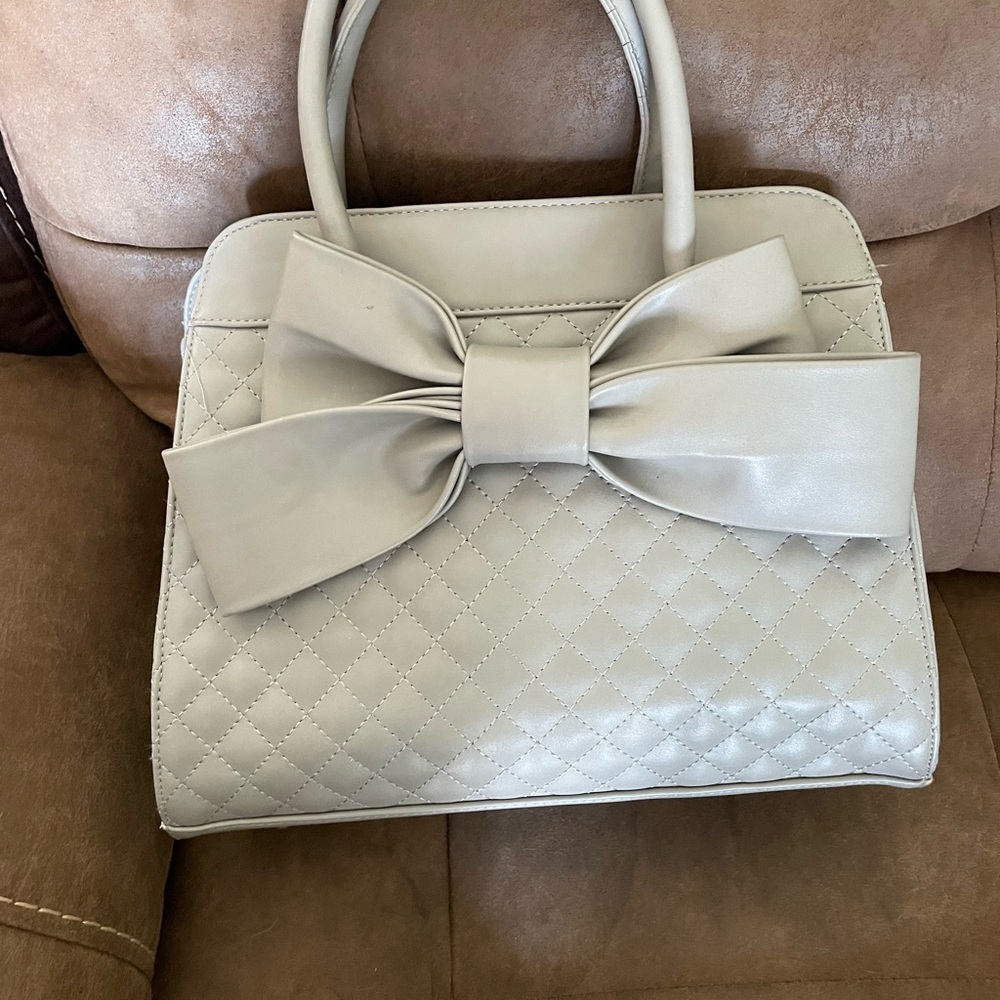 Scarleton handmade